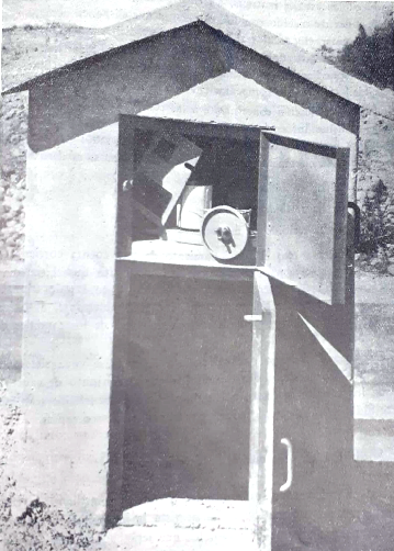 Limnígrafo instalado en
su casilla de medición, Mendoza (1950)