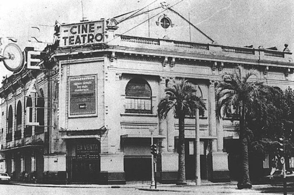 Fachada del Cine/teatro «Real» ubicado en Boulevard Oroño y Salta de
Rosario. Fuente: Facebook rosario en el recuerdo.